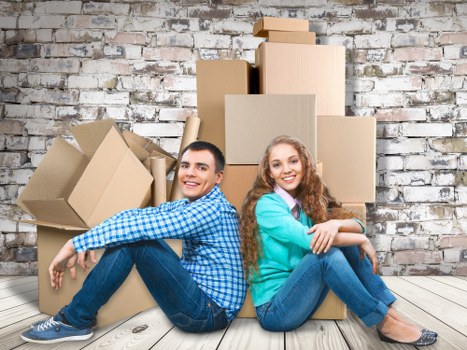 Removals van prepared for a Canary Wharf apartment move
