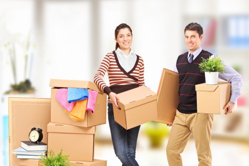 Checklist and moving preparation for a Canary Wharf property move