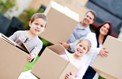 Move planning and unloading for Canary Wharf customers